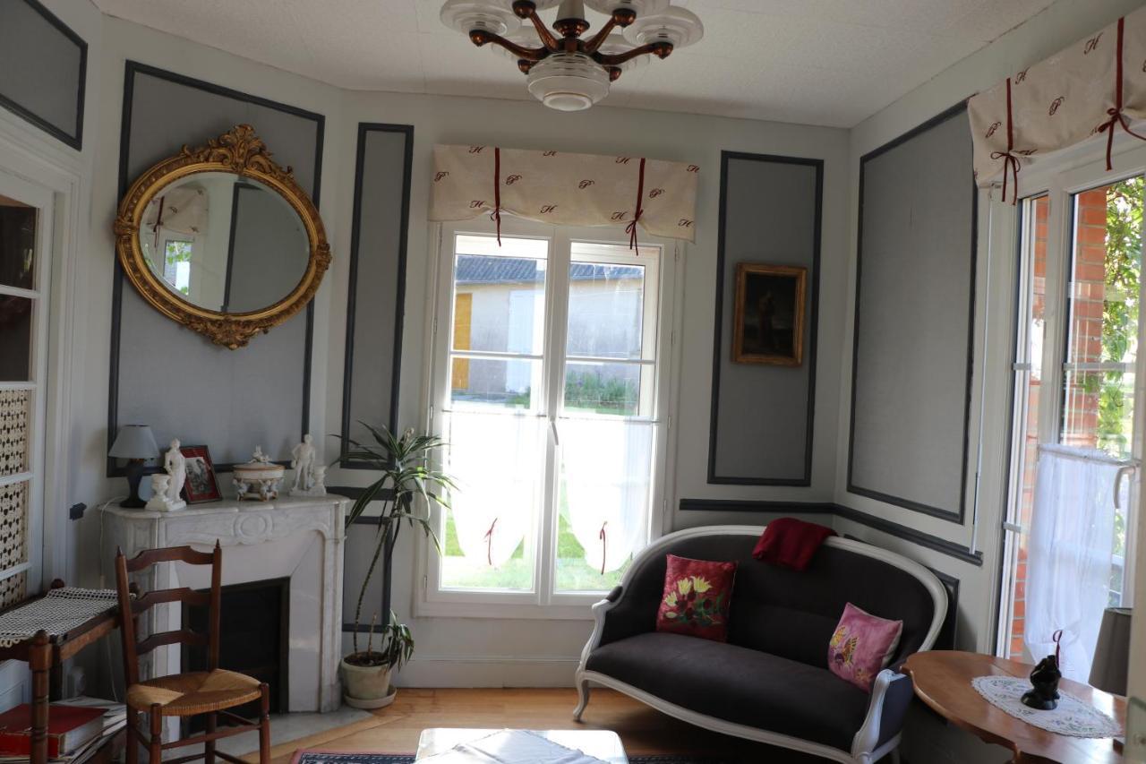 Les Gouleries Bed and Breakfast Dangy Buitenkant foto